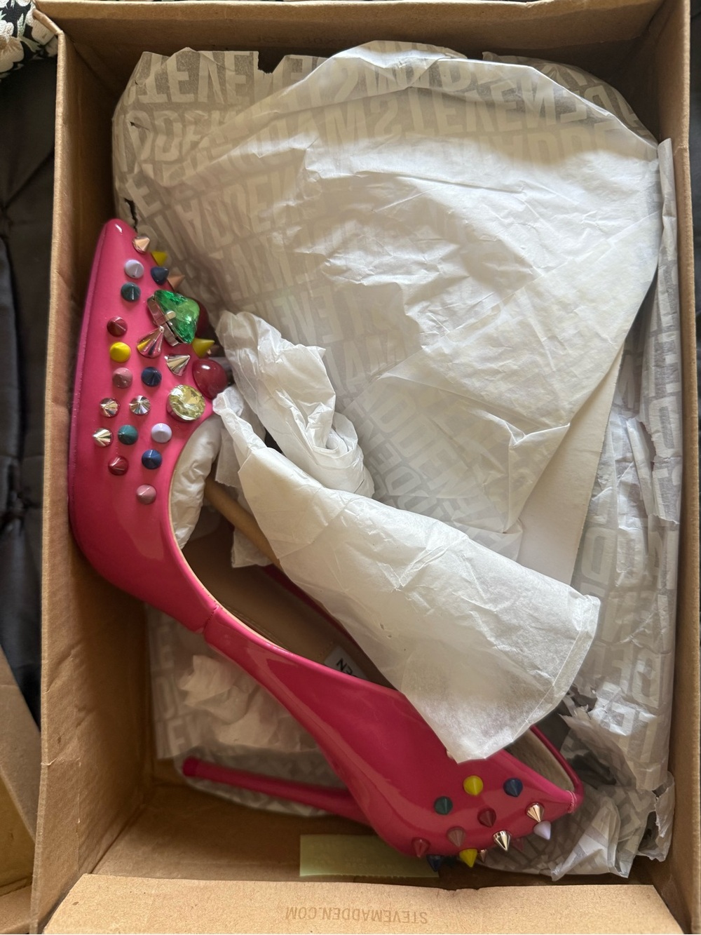 Steve Madden Hot Pink Jeweled
Veronicka SZ8 NEW

Rare/Sold Out/PERFECT CONDITION - Picture 7 of 16